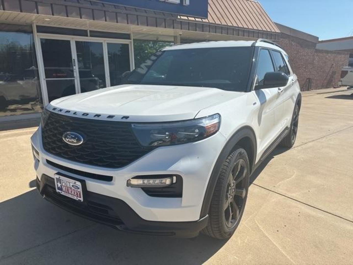 2024 Star White Metallic Tri-Coat /Ebony Ford Explorer ST-Line (1FMSK7KH6RG) with an 2.3L EcoBoost I-4 engine, Automatic transmission, located at 1105 E Mulberry, Kaufman, TX, 75142, (972) 962-2151, 32.589550, -96.300926 - Star White Metallic Tri-Coat 2024 Ford Explorer 4D Sport Utility ST-Line RWD 10-Speed Automatic 2.3L EcoBoost I-4<br><br>21/28 City/Highway MPG<br><br><br>Please call Paul Murrey Ford Inc. In Kaufman Texas A Family Dealership Since 1952 Serving the Dallas Fort Worth and East Texas areas for over 70 - Photo#1