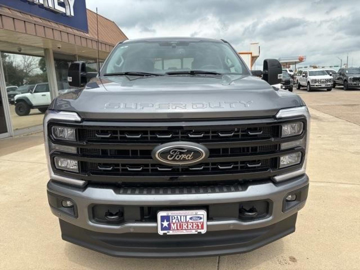 2024 Carbonized Gray Metallic /Black Onyx Ford F-250SD Lariat (1FT8W2BM2RE) with an V8 engine, Automatic transmission, located at 1105 E Mulberry, Kaufman, TX, 75142, (972) 962-2151, 32.589550, -96.300926 - Carbonized Gray Metallic 2024 Ford F-250SD 4D Crew Cab Lariat 4WD 10-Speed Automatic V8 4WD.<br><br><br>Please call Paul Murrey Ford Inc. In Kaufman Texas A Family Dealership Since 1952 Serving the Dallas Fort Worth and East Texas areas for over 70 years. Please call 972-962-2151 www.murreyford.com - Photo#8