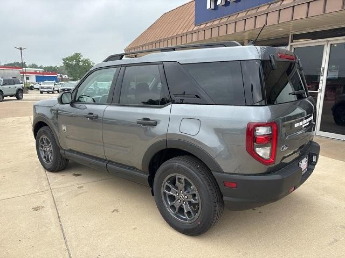 2024 Carbonized Gray Metallic /Ebony Ford Bronco Sport Big Bend (3FMCR9B65RR) with an 1.5L EcoBoost engine, Automatic transmission, located at 1105 E Mulberry, Kaufman, TX, 75142, (972) 962-2151, 32.589550, -96.300926 - Carbonized Gray Metallic 2024 Ford Bronco Sport 4D Sport Utility Big Bend 4WD 8-Speed Automatic 1.5L EcoBoost<br><br>25/29 City/Highway MPG<br><br><br>Please call Paul Murrey Ford Inc. In Kaufman Texas A Family Dealership Since 1952 Serving the Dallas Fort Worth and East Texas areas for over 70 year - Photo#3