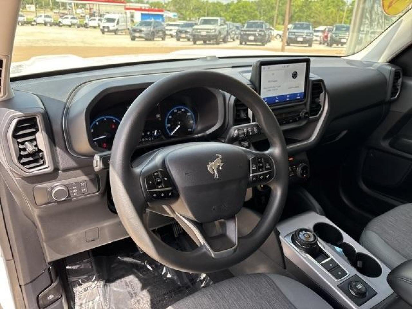 2022 Oxford White /Medium Dark Slate Ford Bronco Sport Big Bend (3FMCR9B64NR) with an 1.5L EcoBoost engine, Automatic transmission, located at 1105 E Mulberry, Kaufman, TX, 75142, (972) 962-2151, 32.589550, -96.300926 - Oxford White 2022 Ford Bronco Sport 4D Sport Utility Big Bend 4WD 8-Speed Automatic 1.5L EcoBoost<br><br><br>25/28 City/Highway MPG<br><br><br>Please call Paul Murrey Ford Inc. In Kaufman Texas A Family Dealership Since 1952 Serving the Dallas Fort Worth and East Texas areas for over 70 years. Pleas - Photo#13