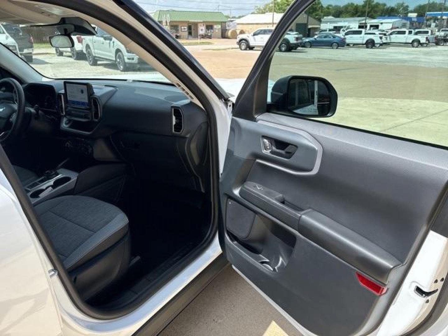 2022 Oxford White /Medium Dark Slate Ford Bronco Sport Big Bend (3FMCR9B64NR) with an 1.5L EcoBoost engine, Automatic transmission, located at 1105 E Mulberry, Kaufman, TX, 75142, (972) 962-2151, 32.589550, -96.300926 - Oxford White 2022 Ford Bronco Sport 4D Sport Utility Big Bend 4WD 8-Speed Automatic 1.5L EcoBoost<br><br><br>25/28 City/Highway MPG<br><br><br>Please call Paul Murrey Ford Inc. In Kaufman Texas A Family Dealership Since 1952 Serving the Dallas Fort Worth and East Texas areas for over 70 years. Pleas - Photo#17