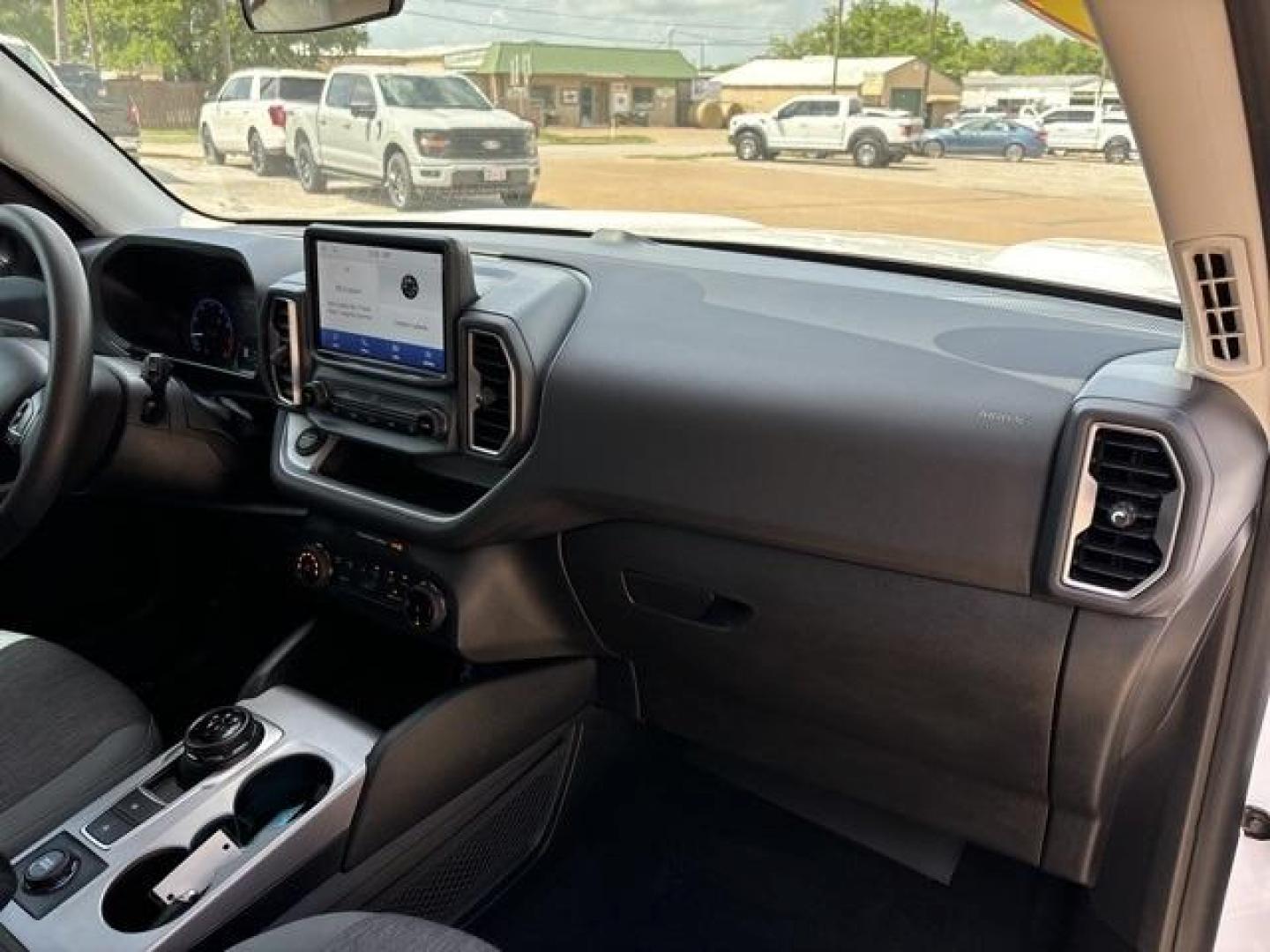 2022 Oxford White /Medium Dark Slate Ford Bronco Sport Big Bend (3FMCR9B64NR) with an 1.5L EcoBoost engine, Automatic transmission, located at 1105 E Mulberry, Kaufman, TX, 75142, (972) 962-2151, 32.589550, -96.300926 - Oxford White 2022 Ford Bronco Sport 4D Sport Utility Big Bend 4WD 8-Speed Automatic 1.5L EcoBoost<br><br><br>25/28 City/Highway MPG<br><br><br>Please call Paul Murrey Ford Inc. In Kaufman Texas A Family Dealership Since 1952 Serving the Dallas Fort Worth and East Texas areas for over 70 years. Pleas - Photo#19