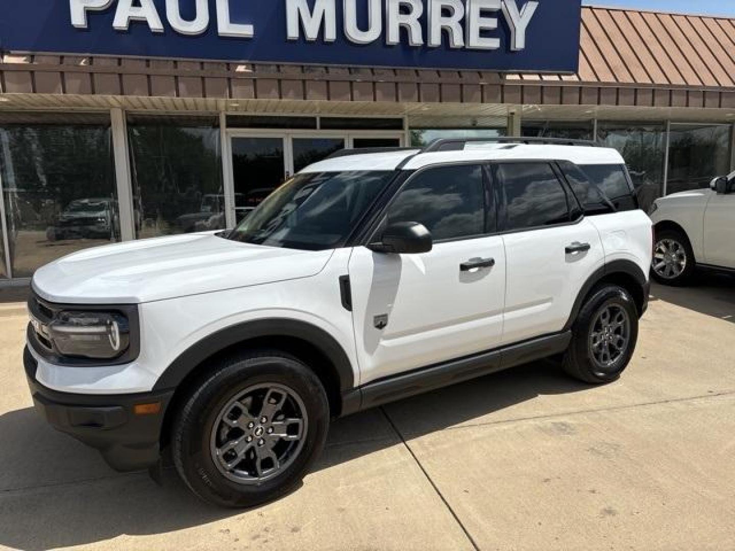 2022 Oxford White /Medium Dark Slate Ford Bronco Sport Big Bend (3FMCR9B64NR) with an 1.5L EcoBoost engine, Automatic transmission, located at 1105 E Mulberry, Kaufman, TX, 75142, (972) 962-2151, 32.589550, -96.300926 - Oxford White 2022 Ford Bronco Sport 4D Sport Utility Big Bend 4WD 8-Speed Automatic 1.5L EcoBoost<br><br><br>25/28 City/Highway MPG<br><br><br>Please call Paul Murrey Ford Inc. In Kaufman Texas A Family Dealership Since 1952 Serving the Dallas Fort Worth and East Texas areas for over 70 years. Pleas - Photo#2