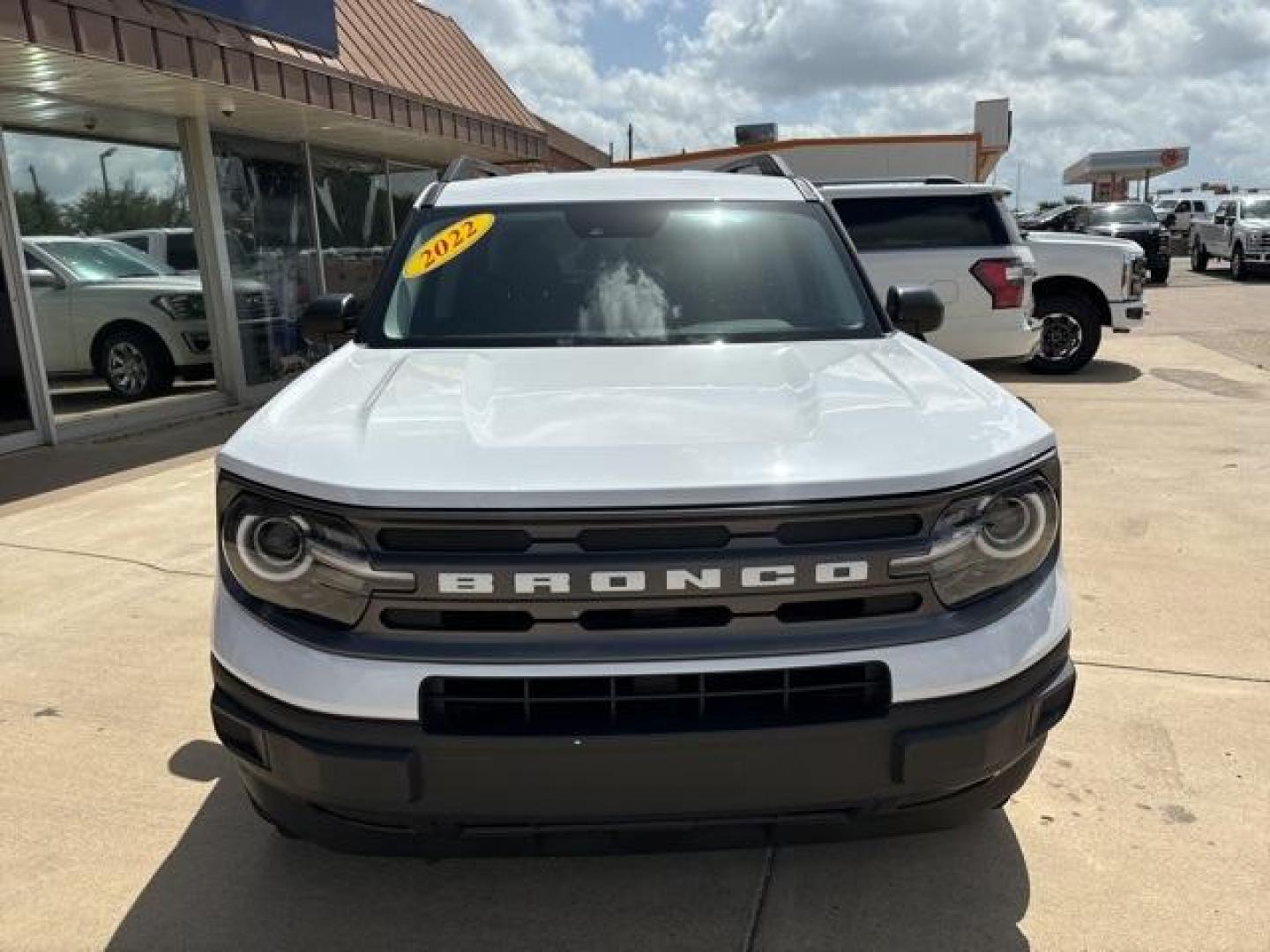 2022 Oxford White /Medium Dark Slate Ford Bronco Sport Big Bend (3FMCR9B64NR) with an 1.5L EcoBoost engine, Automatic transmission, located at 1105 E Mulberry, Kaufman, TX, 75142, (972) 962-2151, 32.589550, -96.300926 - Oxford White 2022 Ford Bronco Sport 4D Sport Utility Big Bend 4WD 8-Speed Automatic 1.5L EcoBoost<br><br><br>25/28 City/Highway MPG<br><br><br>Please call Paul Murrey Ford Inc. In Kaufman Texas A Family Dealership Since 1952 Serving the Dallas Fort Worth and East Texas areas for over 70 years. Pleas - Photo#7