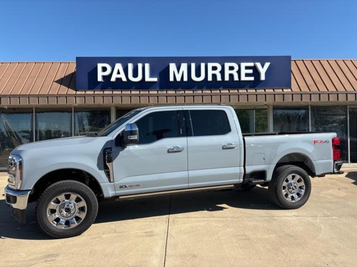 2024 Glacier Gray Metallic Tri-Coat /Black Onyx Ford F-250SD Lariat (1FT8W2BT2RE) with an Power Stroke 6.7L V8 DI 32V OHV Turbodiesel engine, Automatic transmission, located at 1105 E Mulberry, Kaufman, TX, 75142, (972) 962-2151, 32.589550, -96.300926 - Photo#0