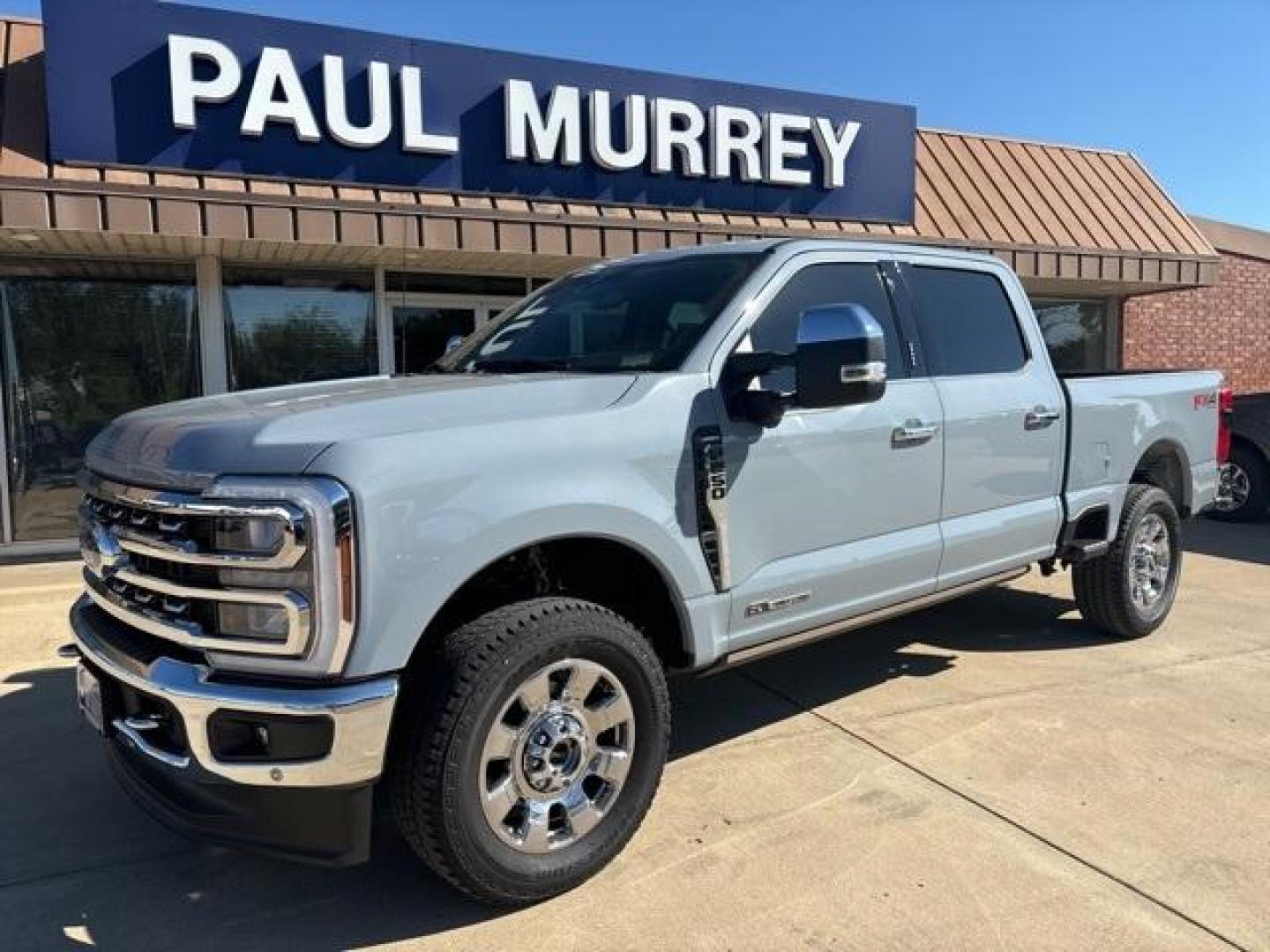 2024 Glacier Gray Metallic Tri-Coat /Black Onyx Ford F-250SD Lariat (1FT8W2BT2RE) with an Power Stroke 6.7L V8 DI 32V OHV Turbodiesel engine, Automatic transmission, located at 1105 E Mulberry, Kaufman, TX, 75142, (972) 962-2151, 32.589550, -96.300926 - Photo#2