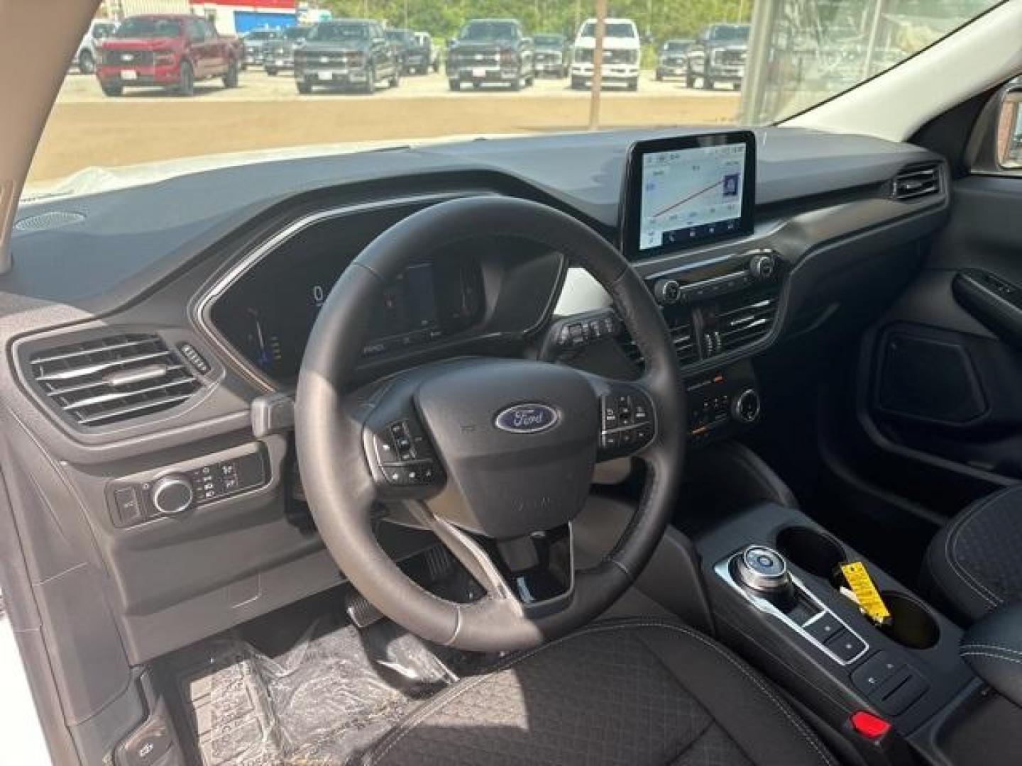 2024 Oxford White /Ebony Black Ford Escape Active (1FMCU0GN1RU) with an 1.5L EcoBoost engine, Automatic transmission, located at 1105 E Mulberry, Kaufman, TX, 75142, (972) 962-2151, 32.589550, -96.300926 - Oxford White 2024 Ford Escape 4D Sport Utility Active FWD 8-Speed Automatic 1.5L EcoBoost<br><br>27/34 City/Highway MPG<br><br><br>Please call Paul Murrey Ford Inc. In Kaufman Texas A Family Dealership Since 1952 Serving the Dallas Fort Worth and East Texas areas for over 70 years. Please call 972-9 - Photo#11