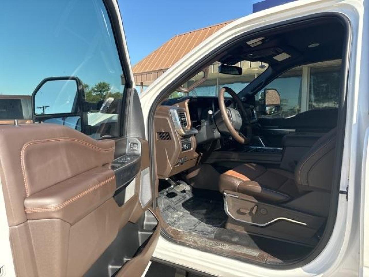 2024 Star White Metallic Tri-Coat /Java Ford F-250SD (1FT8W2BM2RE) with an 6.7L High Output Power Stroke V8 Diesel engine, Automatic transmission, located at 1105 E Mulberry, Kaufman, TX, 75142, (972) 962-2151, 32.589550, -96.300926 - Star White Metallic Tri-Coat 2024 Ford F-250SD 4D Crew Cab 4WD 10-Speed Automatic 6.7L High Output Power Stroke V8 Diesel 4WD.<br><br><br>Please call Paul Murrey Ford Inc. In Kaufman Texas A Family Dealership Since 1952 Serving the Dallas Fort Worth and East Texas areas for over 70 years. Please cal - Photo#9