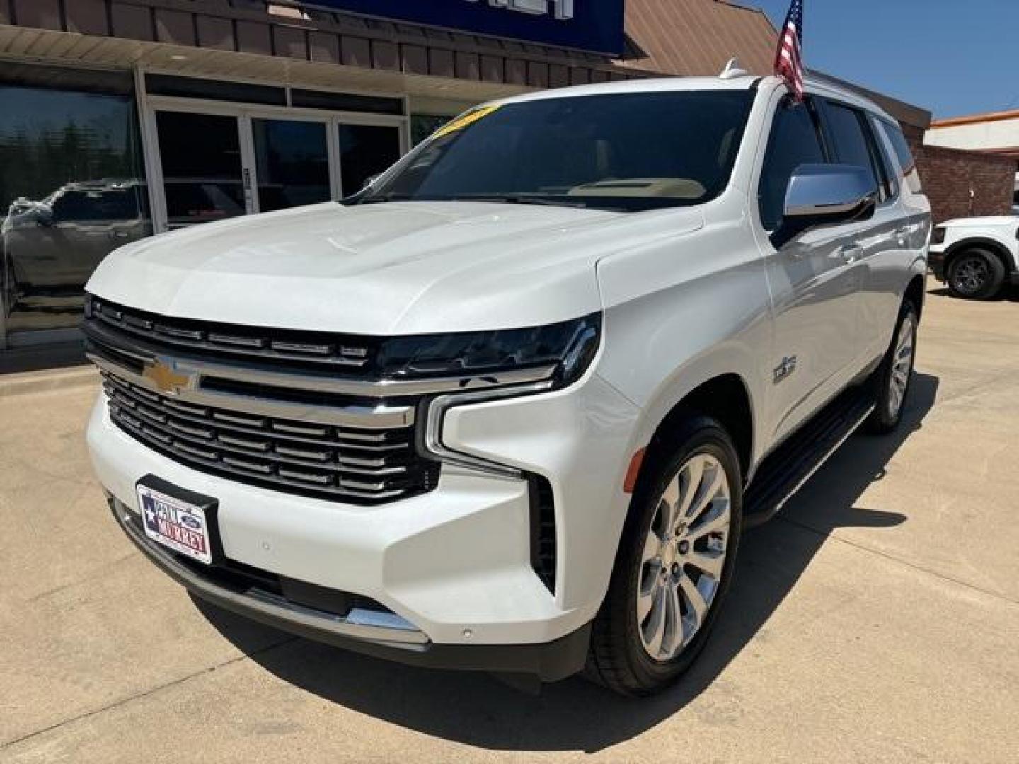 2021 Iridescent Pearl Tricoat /Jet Black/Maple Sugar Chevrolet Tahoe Premier (1GNSCSKD9MR) with an EcoTec3 5.3L V8 engine, Automatic transmission, located at 1105 E Mulberry, Kaufman, TX, 75142, (972) 962-2151, 32.589550, -96.300926 - Photo#1