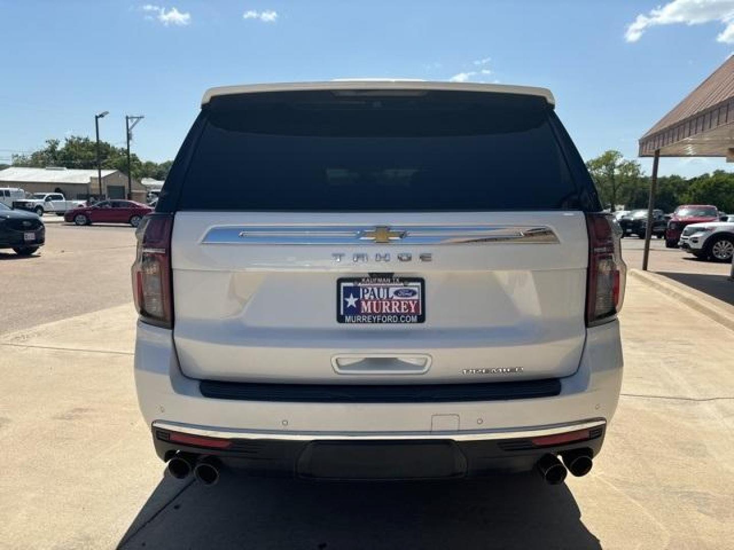 2021 Iridescent Pearl Tricoat /Jet Black/Maple Sugar Chevrolet Tahoe Premier (1GNSCSKD9MR) with an EcoTec3 5.3L V8 engine, Automatic transmission, located at 1105 E Mulberry, Kaufman, TX, 75142, (972) 962-2151, 32.589550, -96.300926 - Photo#4