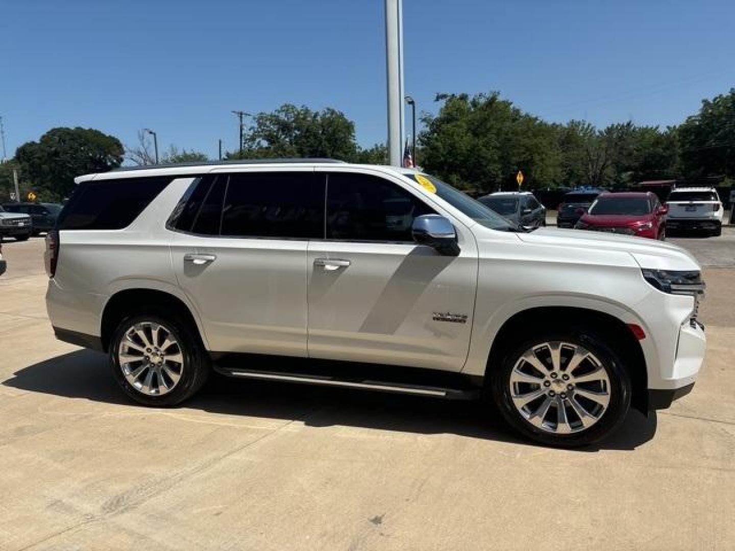 2021 Iridescent Pearl Tricoat /Jet Black/Maple Sugar Chevrolet Tahoe Premier (1GNSCSKD9MR) with an EcoTec3 5.3L V8 engine, Automatic transmission, located at 1105 E Mulberry, Kaufman, TX, 75142, (972) 962-2151, 32.589550, -96.300926 - Photo#6