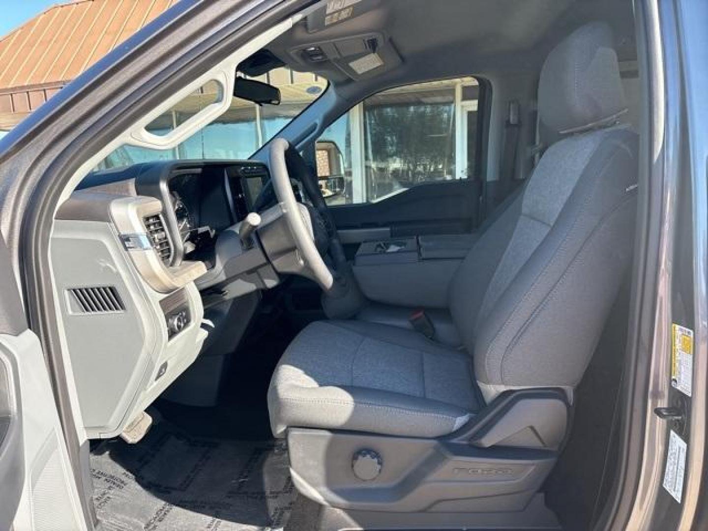 2024 Carbonized Gray Metallic Ford F-250SD XL (1FT8W2BA7RE) with an 6.8L V8 engine, Automatic transmission, located at 1105 E Mulberry, Kaufman, TX, 75142, (972) 962-2151, 32.589550, -96.300926 - Photo#10