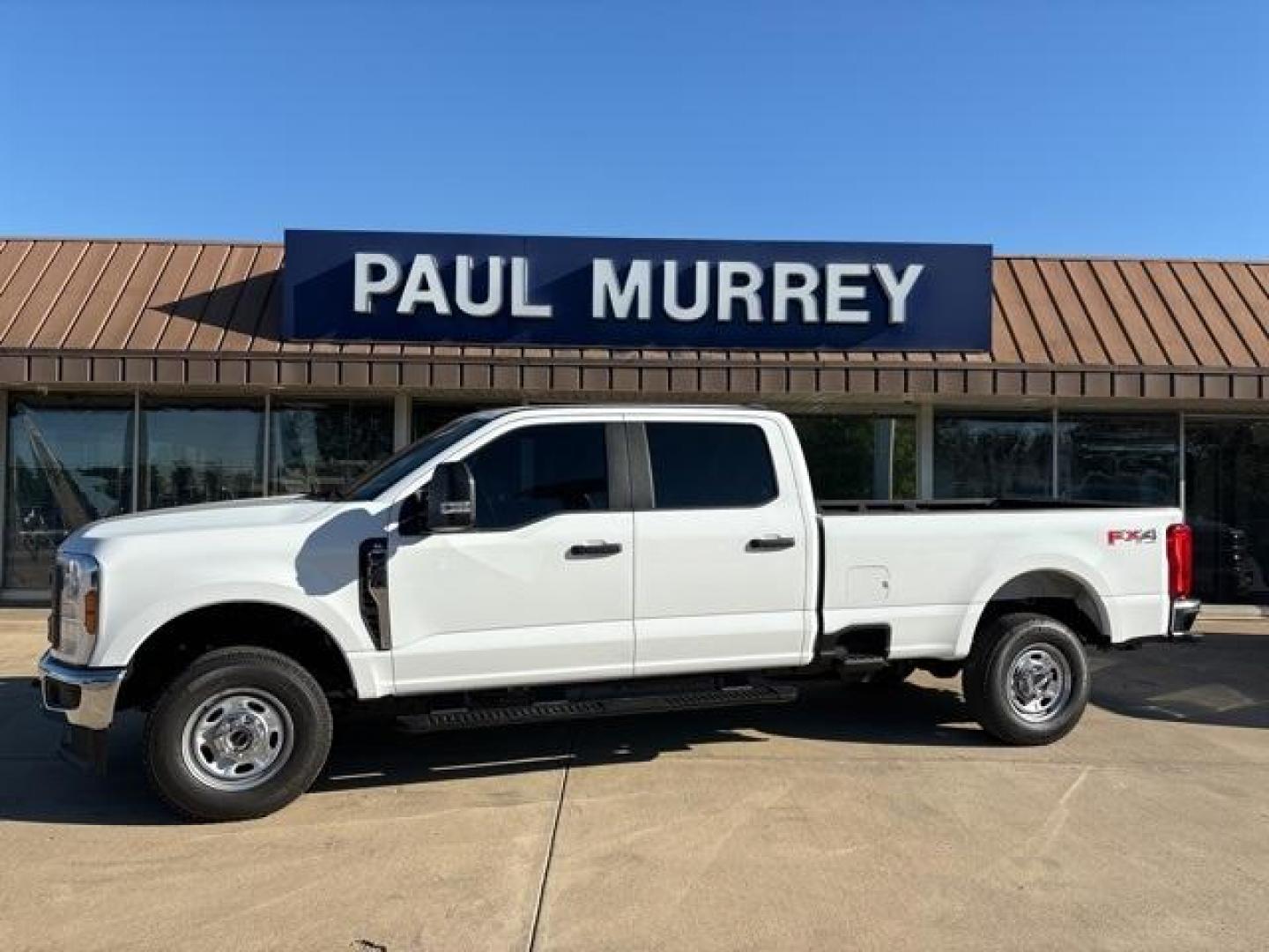 2024 Oxford White /Medium Dark Slate Ford F-250SD XL (1FT7W2BAXRE) with an 6.8L V8 engine, Automatic transmission, located at 1105 E Mulberry, Kaufman, TX, 75142, (972) 962-2151, 32.589550, -96.300926 - Oxford White 2024 Ford F-250SD 4D Crew Cab XL 4WD 10-Speed Automatic 6.8L V8 4WD.<br><br><br>Please call Paul Murrey Ford Inc. In Kaufman Texas A Family Dealership Since 1952 Serving the Dallas Fort Worth and East Texas areas for over 70 years. Please call 972-962-2151 www.murreyford.com www.usedcar - Photo#0