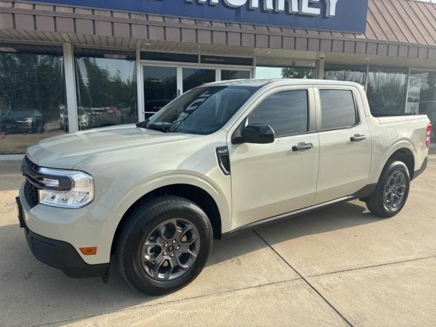 2024 Terrain /Blue Ford Maverick XLT (3FTTW8H30RR) with an 2.5L I-4 Hybrid engine, CVT transmission, located at 1105 E Mulberry, Kaufman, TX, 75142, (972) 962-2151, 32.589550, -96.300926 - Photo#2