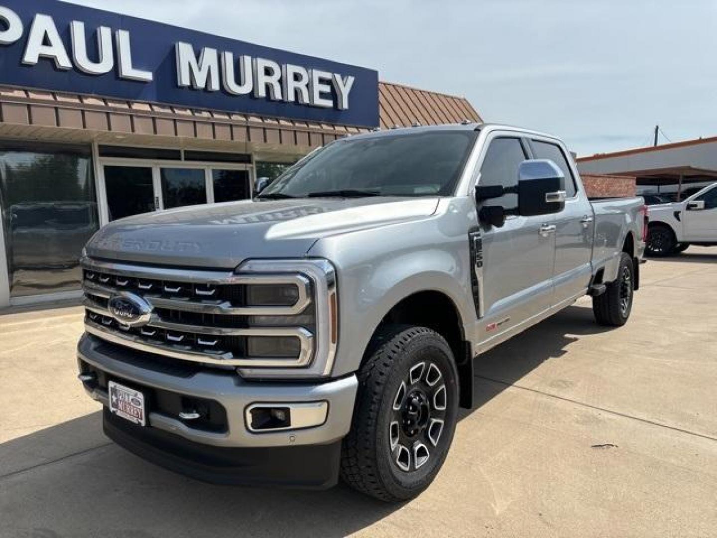 2024 Iconic Silver Metallic /Black Onyx Ford F-250SD Platinum (1FT8W2BM8RE) with an 6.7L High Output Power Stroke V8 Diesel engine, Automatic transmission, located at 1105 E Mulberry, Kaufman, TX, 75142, (972) 962-2151, 32.589550, -96.300926 - Iconic Silver Metallic 2024 Ford F-250SD 4D Crew Cab Platinum 4WD 10-Speed Automatic 6.7L High Output Power Stroke V8 Diesel 4WD.<br><br><br>Please call Paul Murrey Ford Inc. In Kaufman Texas A Family Dealership Since 1952 Serving the Dallas Fort Worth and East Texas areas for over 70 years. Please - Photo#1