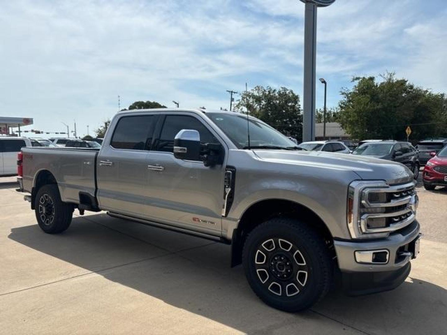 2024 Iconic Silver Metallic /Black Onyx Ford F-250SD Platinum (1FT8W2BM8RE) with an 6.7L High Output Power Stroke V8 Diesel engine, Automatic transmission, located at 1105 E Mulberry, Kaufman, TX, 75142, (972) 962-2151, 32.589550, -96.300926 - Iconic Silver Metallic 2024 Ford F-250SD 4D Crew Cab Platinum 4WD 10-Speed Automatic 6.7L High Output Power Stroke V8 Diesel 4WD.<br><br><br>Please call Paul Murrey Ford Inc. In Kaufman Texas A Family Dealership Since 1952 Serving the Dallas Fort Worth and East Texas areas for over 70 years. Please - Photo#6