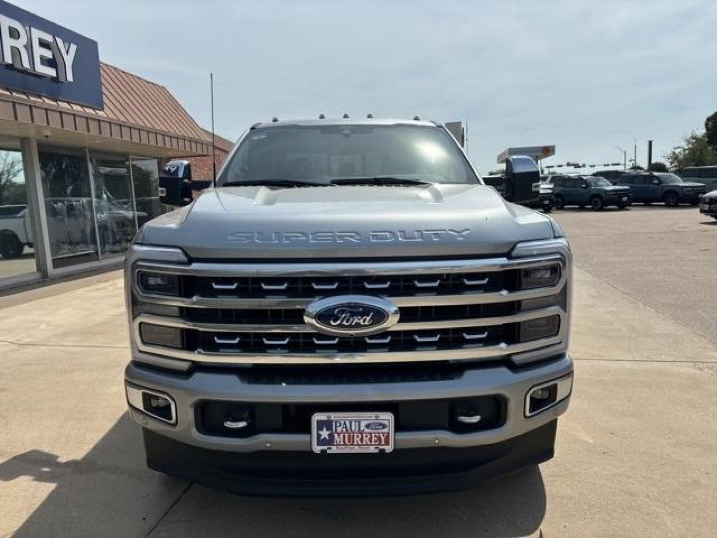 2024 Iconic Silver Metallic /Black Onyx Ford F-250SD Platinum (1FT8W2BM8RE) with an 6.7L High Output Power Stroke V8 Diesel engine, Automatic transmission, located at 1105 E Mulberry, Kaufman, TX, 75142, (972) 962-2151, 32.589550, -96.300926 - Iconic Silver Metallic 2024 Ford F-250SD 4D Crew Cab Platinum 4WD 10-Speed Automatic 6.7L High Output Power Stroke V8 Diesel 4WD.<br><br><br>Please call Paul Murrey Ford Inc. In Kaufman Texas A Family Dealership Since 1952 Serving the Dallas Fort Worth and East Texas areas for over 70 years. Please - Photo#7