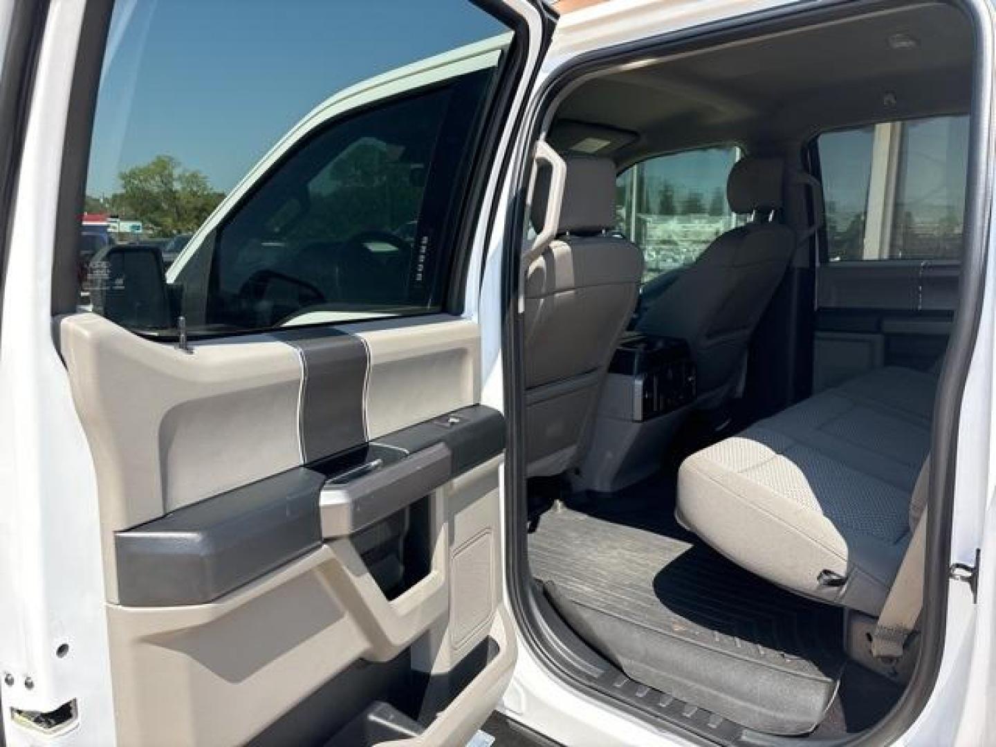 2020 Oxford White /Medium Earth Gray Ford F-150 XLT (1FTEW1E45LK) with an 3.5L V6 engine, Automatic transmission, located at 1105 E Mulberry, Kaufman, TX, 75142, (972) 962-2151, 32.589550, -96.300926 - Oxford White 2020 Ford F-150 4D SuperCrew XLT 4WD 10-Speed Automatic 3.5L V6 4WD.<br><br><br>Recent Arrival!<br><br><br>Please call Paul Murrey Ford Inc. In Kaufman Texas A Family Dealership Since 1952 Serving the Dallas Fort Worth and East Texas areas for over 70 years. Please call 972-962-2151 www - Photo#15