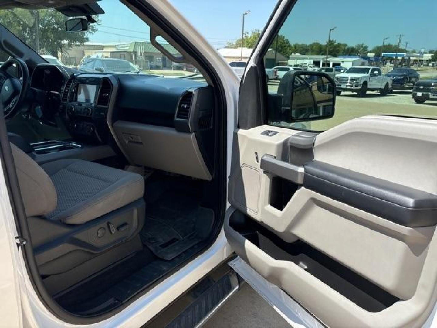 2020 Oxford White /Medium Earth Gray Ford F-150 XLT (1FTEW1E45LK) with an 3.5L V6 engine, Automatic transmission, located at 1105 E Mulberry, Kaufman, TX, 75142, (972) 962-2151, 32.589550, -96.300926 - Oxford White 2020 Ford F-150 4D SuperCrew XLT 4WD 10-Speed Automatic 3.5L V6 4WD.<br><br><br>Recent Arrival!<br><br><br>Please call Paul Murrey Ford Inc. In Kaufman Texas A Family Dealership Since 1952 Serving the Dallas Fort Worth and East Texas areas for over 70 years. Please call 972-962-2151 www - Photo#17