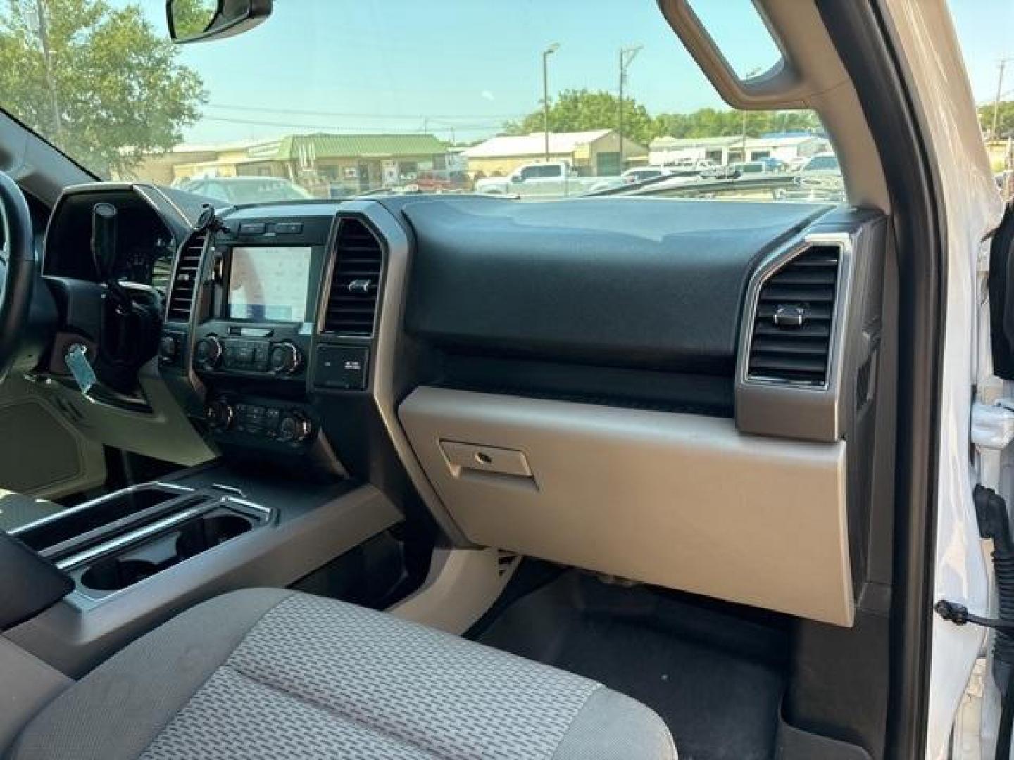 2020 Oxford White /Medium Earth Gray Ford F-150 XLT (1FTEW1E45LK) with an 3.5L V6 engine, Automatic transmission, located at 1105 E Mulberry, Kaufman, TX, 75142, (972) 962-2151, 32.589550, -96.300926 - Oxford White 2020 Ford F-150 4D SuperCrew XLT 4WD 10-Speed Automatic 3.5L V6 4WD.<br><br><br>Recent Arrival!<br><br><br>Please call Paul Murrey Ford Inc. In Kaufman Texas A Family Dealership Since 1952 Serving the Dallas Fort Worth and East Texas areas for over 70 years. Please call 972-962-2151 www - Photo#19