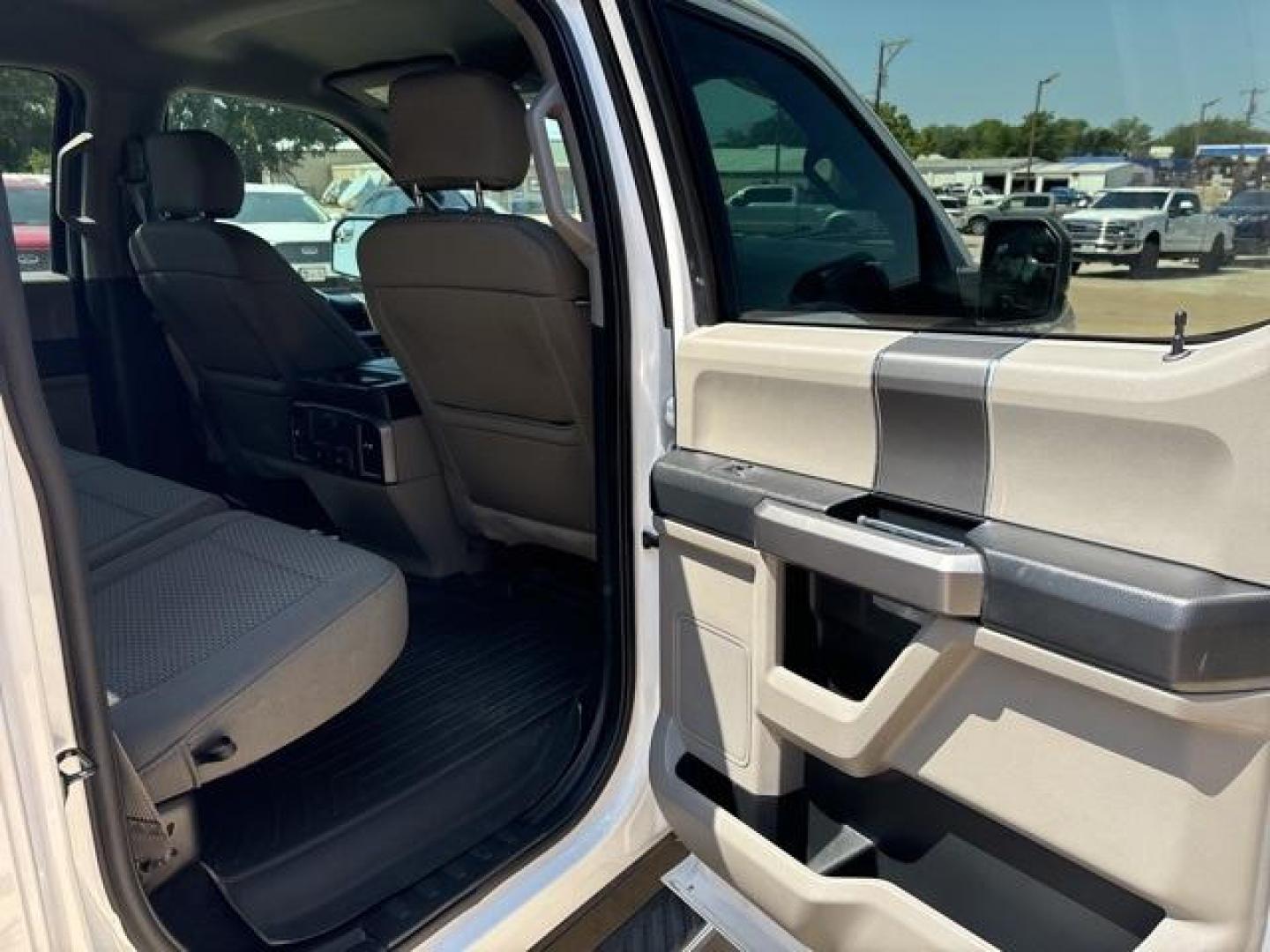 2020 Oxford White /Medium Earth Gray Ford F-150 XLT (1FTEW1E45LK) with an 3.5L V6 engine, Automatic transmission, located at 1105 E Mulberry, Kaufman, TX, 75142, (972) 962-2151, 32.589550, -96.300926 - Oxford White 2020 Ford F-150 4D SuperCrew XLT 4WD 10-Speed Automatic 3.5L V6 4WD.<br><br><br>Recent Arrival!<br><br><br>Please call Paul Murrey Ford Inc. In Kaufman Texas A Family Dealership Since 1952 Serving the Dallas Fort Worth and East Texas areas for over 70 years. Please call 972-962-2151 www - Photo#20