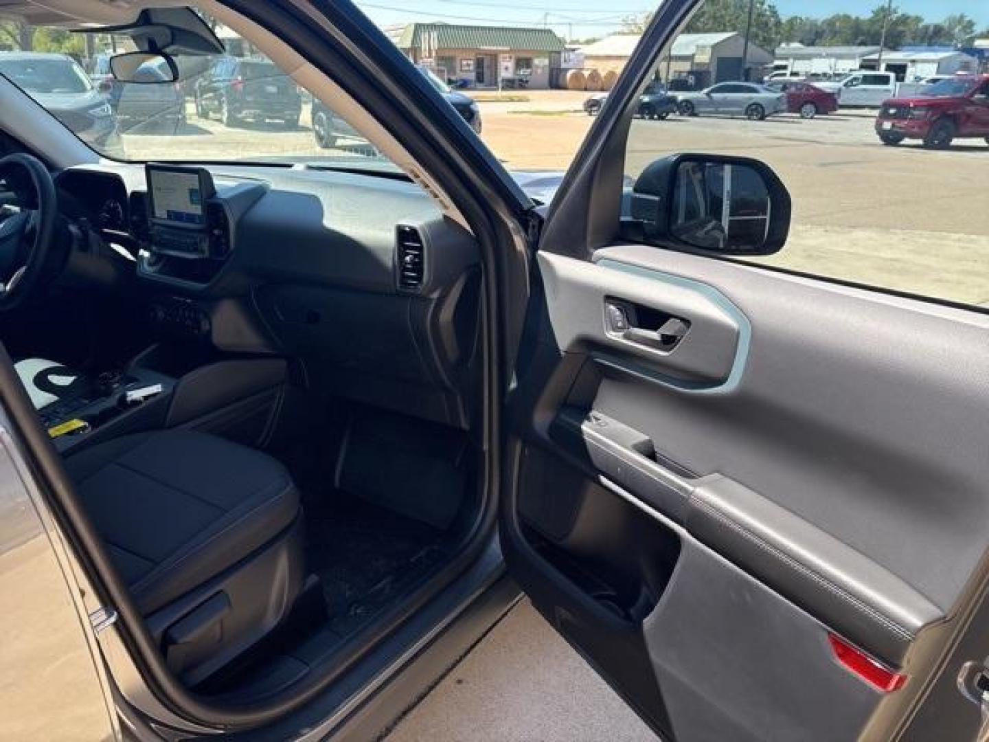 2024 Gray Ford Bronco Sport Badlands (3FMCR9D97RR) with an EcoBoost 2.0L I4 GTDi DOHC Turbocharged VCT engine, Automatic transmission, located at 1105 E Mulberry, Kaufman, TX, 75142, (972) 962-2151, 32.589550, -96.300926 - Gray 2024 Ford Bronco Sport 4D Sport Utility Badlands 4WD 8-Speed Automatic EcoBoost 2.0L I4 GTDi DOHC Turbocharged VCT<br><br>21/26 City/Highway MPG<br><br><br>Please call Paul Murrey Ford Inc. In Kaufman Texas A Family Dealership Since 1952 Serving the Dallas Fort Worth and East Texas areas for ov - Photo#15