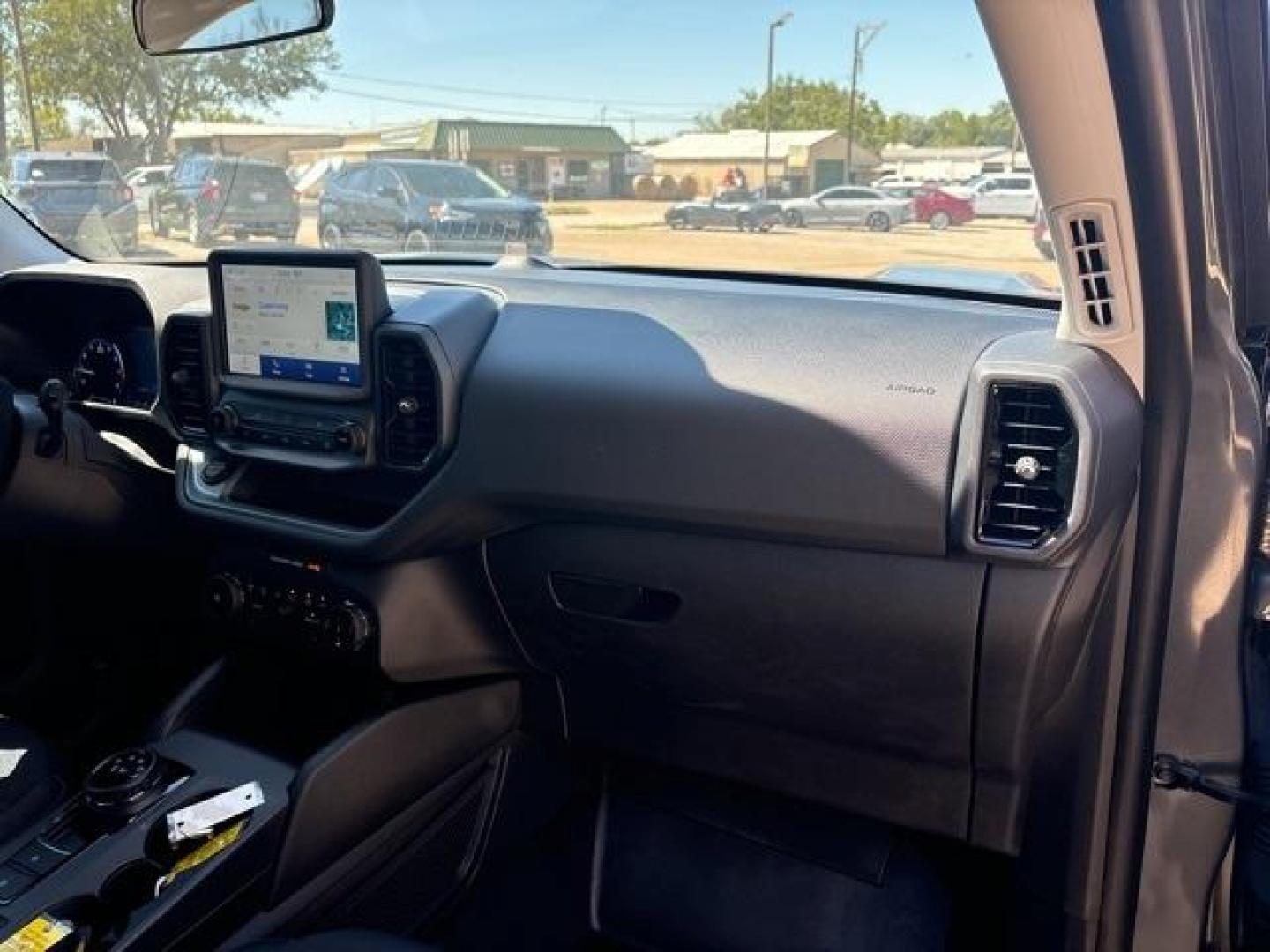 2024 Gray Ford Bronco Sport Badlands (3FMCR9D97RR) with an EcoBoost 2.0L I4 GTDi DOHC Turbocharged VCT engine, Automatic transmission, located at 1105 E Mulberry, Kaufman, TX, 75142, (972) 962-2151, 32.589550, -96.300926 - Gray 2024 Ford Bronco Sport 4D Sport Utility Badlands 4WD 8-Speed Automatic EcoBoost 2.0L I4 GTDi DOHC Turbocharged VCT<br><br>21/26 City/Highway MPG<br><br><br>Please call Paul Murrey Ford Inc. In Kaufman Texas A Family Dealership Since 1952 Serving the Dallas Fort Worth and East Texas areas for ov - Photo#17