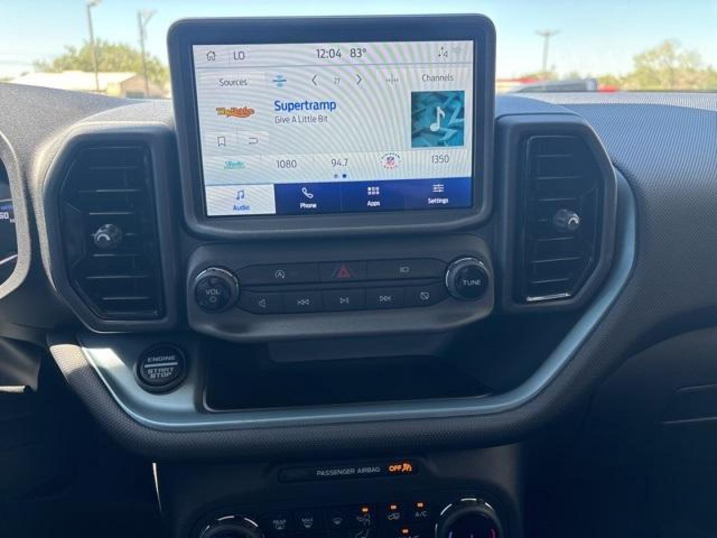 2024 Gray Ford Bronco Sport Badlands (3FMCR9D97RR) with an EcoBoost 2.0L I4 GTDi DOHC Turbocharged VCT engine, Automatic transmission, located at 1105 E Mulberry, Kaufman, TX, 75142, (972) 962-2151, 32.589550, -96.300926 - Gray 2024 Ford Bronco Sport 4D Sport Utility Badlands 4WD 8-Speed Automatic EcoBoost 2.0L I4 GTDi DOHC Turbocharged VCT<br><br>21/26 City/Highway MPG<br><br><br>Please call Paul Murrey Ford Inc. In Kaufman Texas A Family Dealership Since 1952 Serving the Dallas Fort Worth and East Texas areas for ov - Photo#23