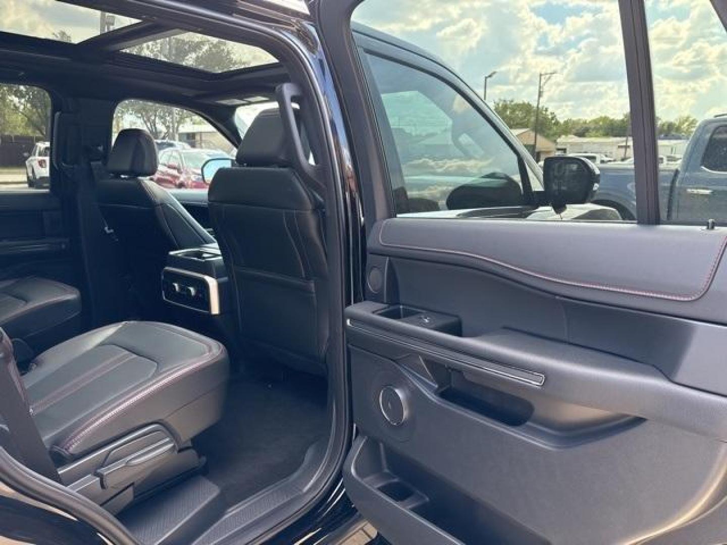 2024 Agate Black Metallic /Black Onyx Ford Expedition Limited (1FMJU1K83RE) with an EcoBoost 3.5L V6 GTDi DOHC 24V Twin Turbocharged engine, Automatic transmission, located at 1105 E Mulberry, Kaufman, TX, 75142, (972) 962-2151, 32.589550, -96.300926 - Agate Black Metallic 2024 Ford Expedition 4D Sport Utility Limited RWD 10-Speed Automatic EcoBoost 3.5L V6 GTDi DOHC 24V Twin Turbocharged<br><br><br>Please call Paul Murrey Ford Inc. In Kaufman Texas A Family Dealership Since 1952 Serving the Dallas Fort Worth and East Texas areas for over 70 years - Photo#20