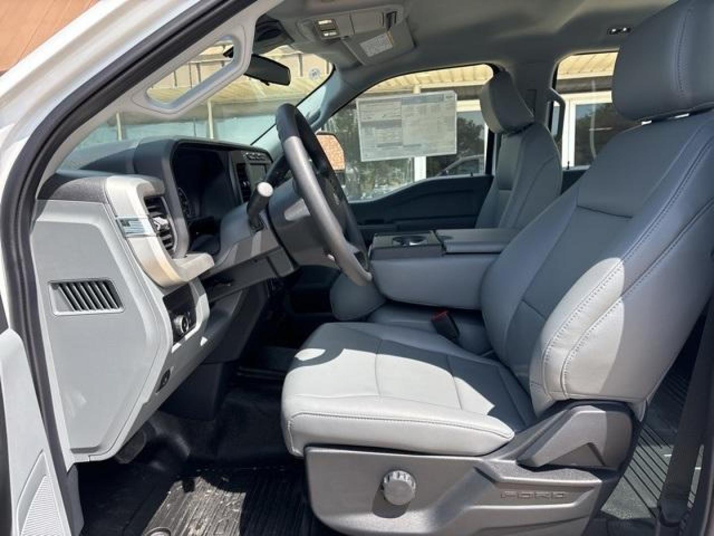 2024 Oxford White /Medium Dark Slate Ford F-250SD XL (1FT7W2BAXRE) with an 6.8L V8 engine, Automatic transmission, located at 1105 E Mulberry, Kaufman, TX, 75142, (972) 962-2151, 32.589550, -96.300926 - Photo#10