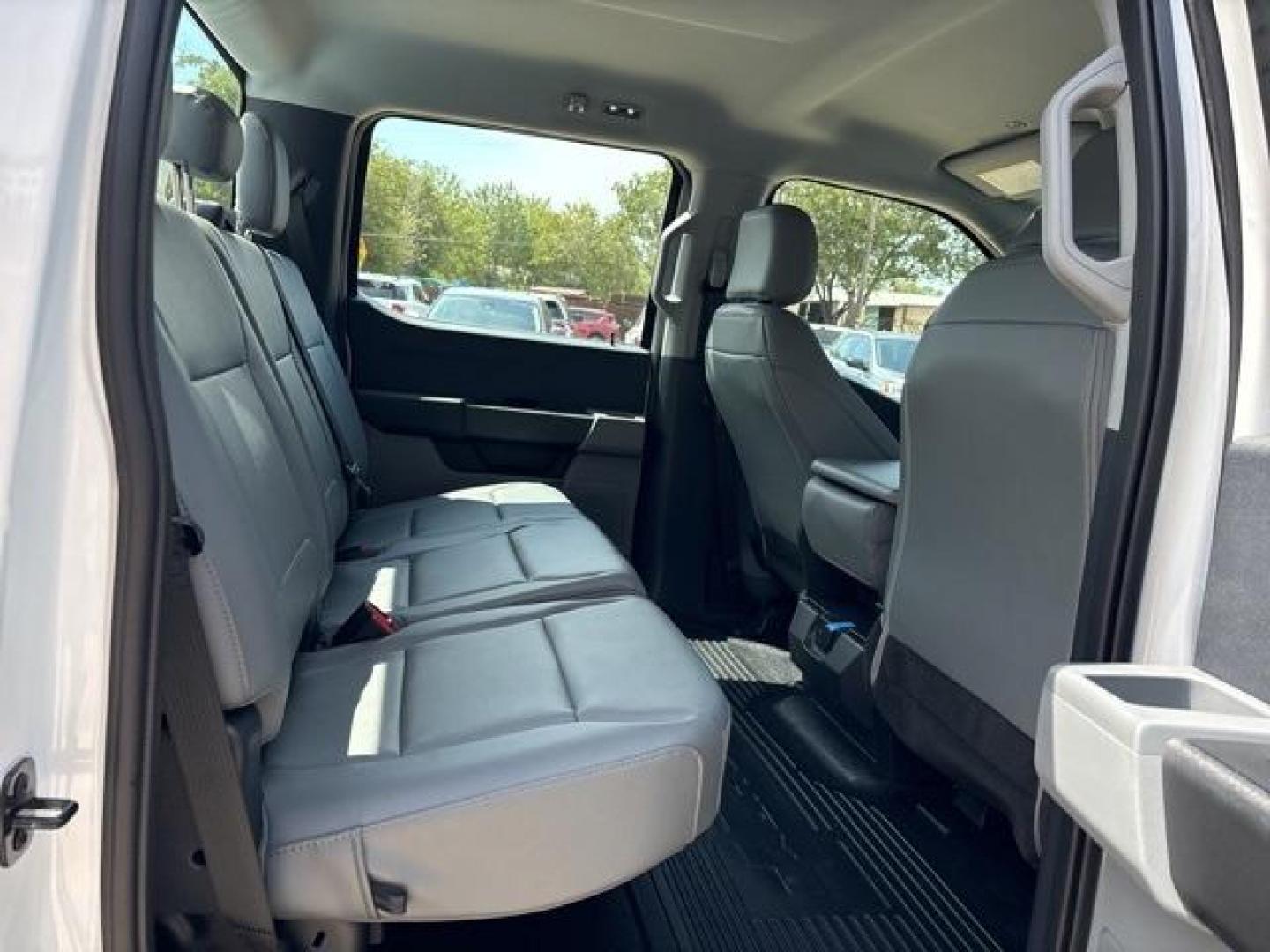 2024 Oxford White /Medium Dark Slate Ford F-250SD XL (1FT7W2BAXRE) with an 6.8L V8 engine, Automatic transmission, located at 1105 E Mulberry, Kaufman, TX, 75142, (972) 962-2151, 32.589550, -96.300926 - Photo#18