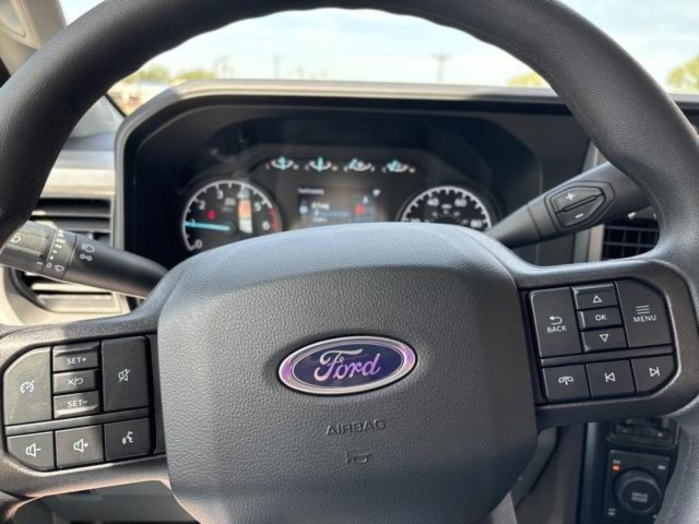 2024 Oxford White /Medium Dark Slate Ford F-250SD XL (1FT7W2BAXRE) with an 6.8L V8 engine, Automatic transmission, located at 1105 E Mulberry, Kaufman, TX, 75142, (972) 962-2151, 32.589550, -96.300926 - Photo#20