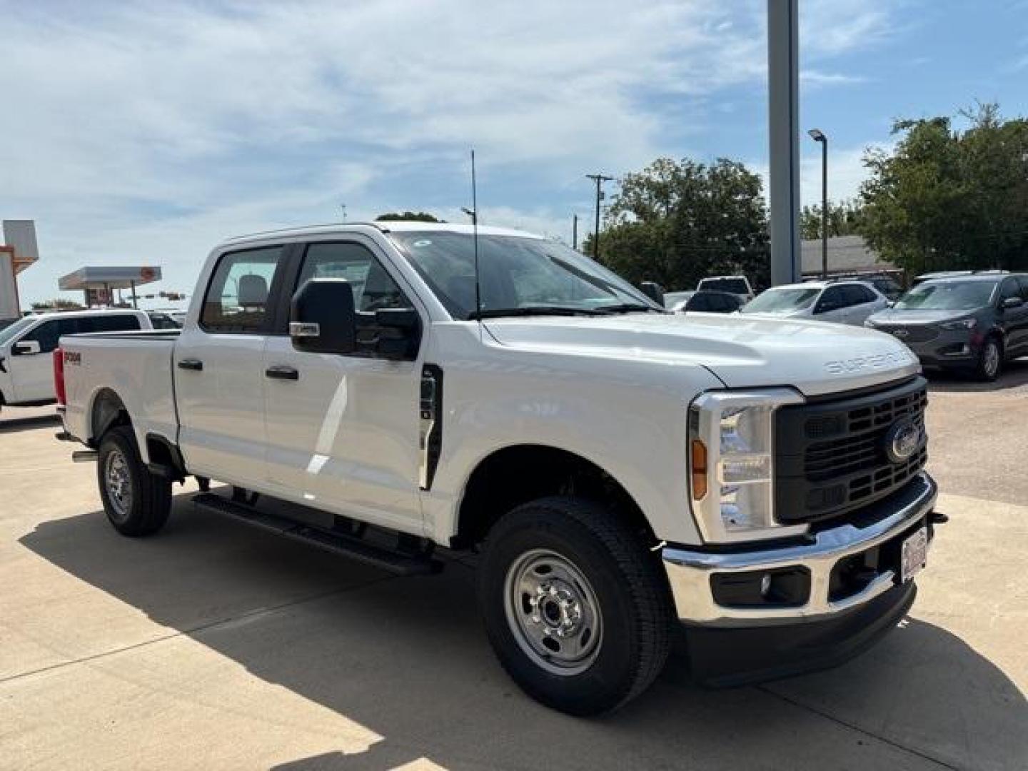 2024 Oxford White /Medium Dark Slate Ford F-250SD XL (1FT7W2BAXRE) with an 6.8L V8 engine, Automatic transmission, located at 1105 E Mulberry, Kaufman, TX, 75142, (972) 962-2151, 32.589550, -96.300926 - Photo#6