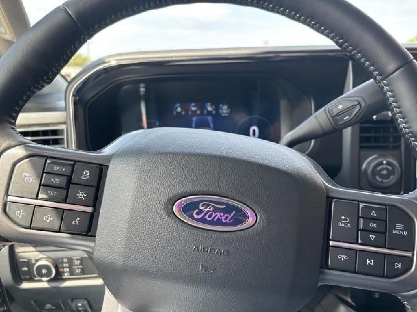 2024 Carbonized Gray Metallic /Black Onyx Ford F-250SD Lariat (1FT8W2BT8RE) with an Power Stroke 6.7L V8 DI 32V OHV Turbodiesel engine, Automatic transmission, located at 1105 E Mulberry, Kaufman, TX, 75142, (972) 962-2151, 32.589550, -96.300926 - Carbonized Gray Metallic 2024 Ford F-250SD 4D Extended Cab Lariat 4WD 10-Speed Automatic Power Stroke 6.7L V8 DI 32V OHV Turbodiesel 4WD.<br><br><br>Please call Paul Murrey Ford Inc. In Kaufman Texas A Family Dealership Since 1952 Serving the Dallas Fort Worth and East Texas areas for over 70 years. - Photo#21