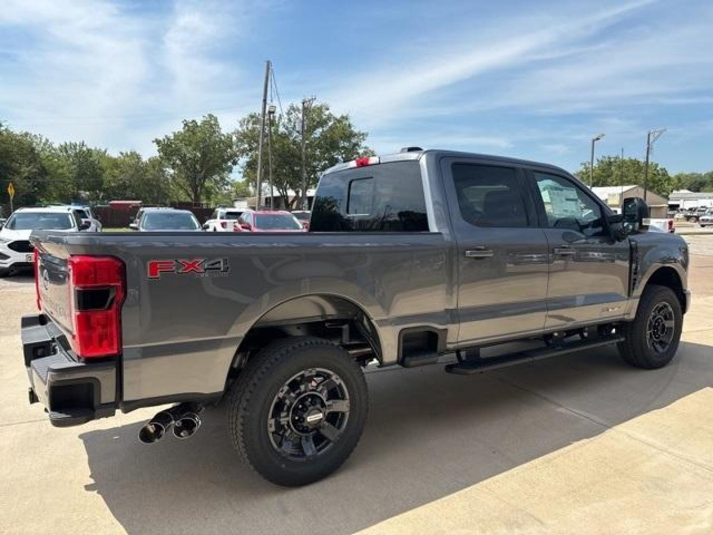 2024 Carbonized Gray Metallic /Black Onyx Ford F-250SD Lariat (1FT8W2BT8RE) with an Power Stroke 6.7L V8 DI 32V OHV Turbodiesel engine, Automatic transmission, located at 1105 E Mulberry, Kaufman, TX, 75142, (972) 962-2151, 32.589550, -96.300926 - Carbonized Gray Metallic 2024 Ford F-250SD 4D Extended Cab Lariat 4WD 10-Speed Automatic Power Stroke 6.7L V8 DI 32V OHV Turbodiesel 4WD.<br><br><br>Please call Paul Murrey Ford Inc. In Kaufman Texas A Family Dealership Since 1952 Serving the Dallas Fort Worth and East Texas areas for over 70 years. - Photo#5