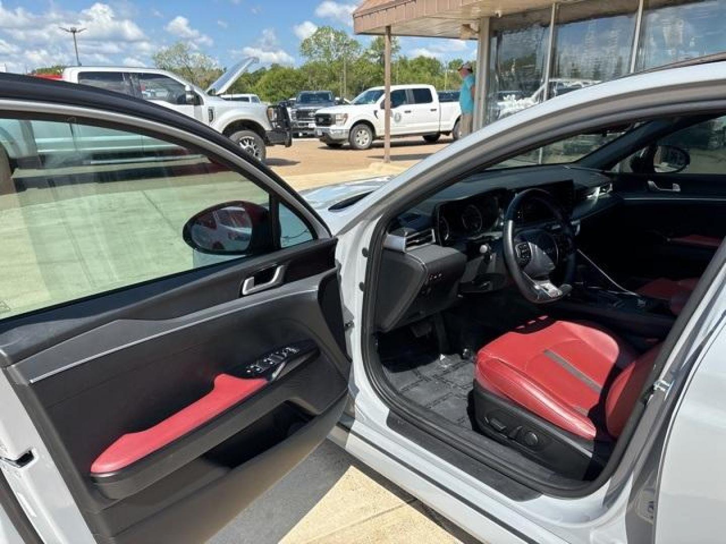 2022 Wolf Gray /Black Kia K5 GT-Line (5XXG64J24NG) with an I4 engine, Automatic transmission, located at 1105 E Mulberry, Kaufman, TX, 75142, (972) 962-2151, 32.589550, -96.300926 - Wolf Gray 2022 Kia K5 4D Sedan GT-Line FWD 8-Speed Automatic I4<br><br><br>27/37 City/Highway MPG<br><br><br>Please call Paul Murrey Ford Inc. In Kaufman Texas A Family Dealership Since 1952 Serving the Dallas Fort Worth and East Texas areas for over 70 years. Please call 972-962-2151 www.murreyford - Photo#8