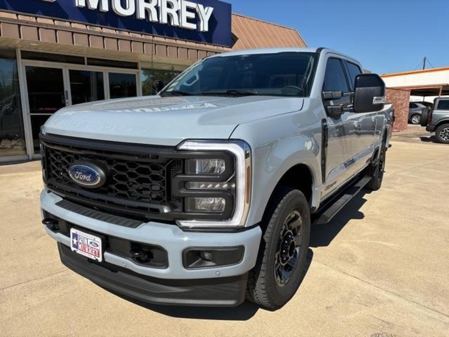 2024 Glacier Gray Metallic Tri-Coat /Black Onyx Ford F-250SD Lariat (1FT8W2BT5RE) with an Power Stroke 6.7L V8 DI 32V OHV Turbodiesel engine, Automatic transmission, located at 1105 E Mulberry, Kaufman, TX, 75142, (972) 962-2151, 32.589550, -96.300926 - Glacier Gray Metallic Tri-Coat 2024 Ford F-250SD 4D Extended Cab Lariat 4WD 10-Speed Automatic Power Stroke 6.7L V8 DI 32V OHV Turbodiesel 4WD.<br><br><br>Please call Paul Murrey Ford Inc. In Kaufman Texas A Family Dealership Since 1952 Serving the Dallas Fort Worth and East Texas areas for over 70 - Photo#1