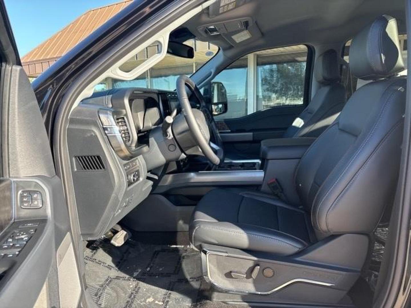 2024 Agate Black Metallic /Black Onyx Ford F-250SD (1FT8W2BTXRE) with an Power Stroke 6.7L V8 DI 32V OHV Turbodiesel engine, Automatic transmission, located at 1105 E Mulberry, Kaufman, TX, 75142, (972) 962-2151, 32.589550, -96.300926 - Agate Black Metallic 2024 Ford F-250SD 4D Extended Cab 4WD 10-Speed Automatic Power Stroke 6.7L V8 DI 32V OHV Turbodiesel 4WD.<br><br><br>Please call Paul Murrey Ford Inc. In Kaufman Texas A Family Dealership Since 1952 Serving the Dallas Fort Worth and East Texas areas for over 70 years. Please cal - Photo#10