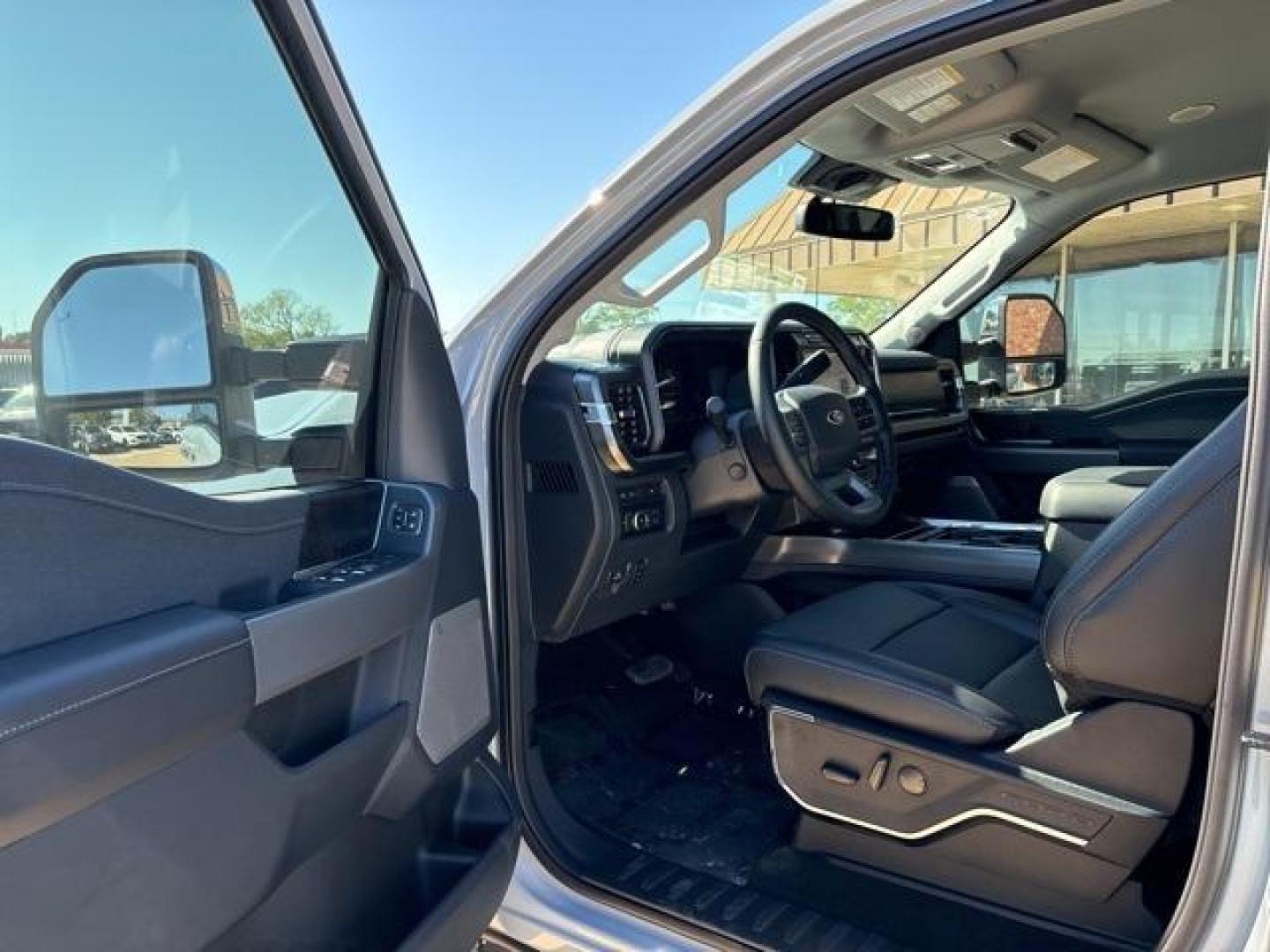 2024 Glacier Gray Metallic TriCoat /Black Ford F-350SD (1FT8W3DT3RE) with an Power Stroke 6.7L V8 DI 32V OHV Turbodiesel engine, Automatic transmission, located at 1105 E Mulberry, Kaufman, TX, 75142, (972) 962-2151, 32.589550, -96.300926 - Glacier Gray Metallic TriCoat 2024 Ford F-350SD 4D Crew Cab DRW 4WD 10-Speed Automatic Power Stroke 6.7L V8 DI 32V OHV Turbodiesel 4WD.<br><br><br>Please call Paul Murrey Ford Inc. In Kaufman Texas A Family Dealership Since 1952 Serving the Dallas Fort Worth and East Texas areas for over 70 years. P - Photo#9