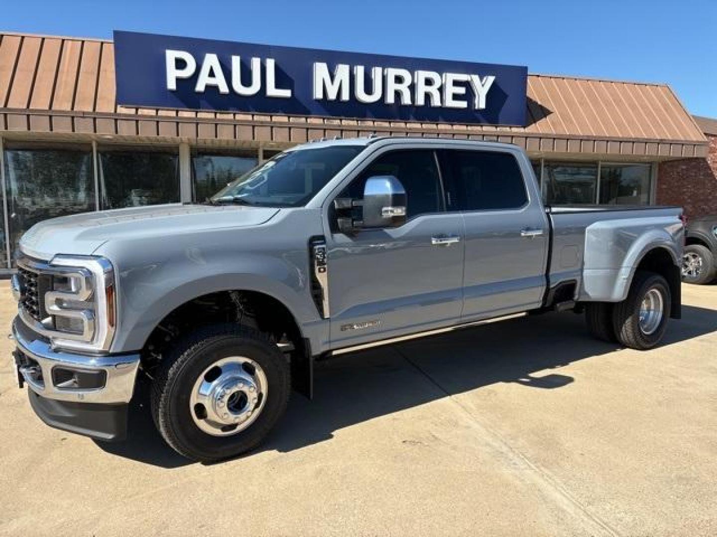 2024 Glacier Gray Metallic TriCoat /Black Ford F-350SD (1FT8W3DT3RE) with an Power Stroke 6.7L V8 DI 32V OHV Turbodiesel engine, Automatic transmission, located at 1105 E Mulberry, Kaufman, TX, 75142, (972) 962-2151, 32.589550, -96.300926 - Glacier Gray Metallic TriCoat 2024 Ford F-350SD 4D Crew Cab DRW 4WD 10-Speed Automatic Power Stroke 6.7L V8 DI 32V OHV Turbodiesel 4WD.<br><br><br>Please call Paul Murrey Ford Inc. In Kaufman Texas A Family Dealership Since 1952 Serving the Dallas Fort Worth and East Texas areas for over 70 years. P - Photo#2