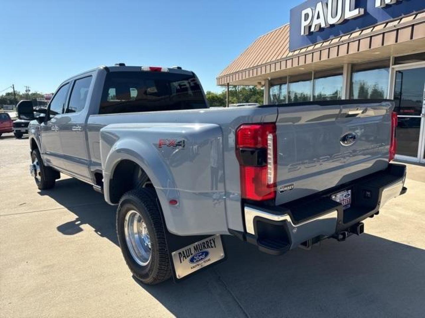 2024 Glacier Gray Metallic TriCoat /Black Ford F-350SD (1FT8W3DT3RE) with an Power Stroke 6.7L V8 DI 32V OHV Turbodiesel engine, Automatic transmission, located at 1105 E Mulberry, Kaufman, TX, 75142, (972) 962-2151, 32.589550, -96.300926 - Glacier Gray Metallic TriCoat 2024 Ford F-350SD 4D Crew Cab DRW 4WD 10-Speed Automatic Power Stroke 6.7L V8 DI 32V OHV Turbodiesel 4WD.<br><br><br>Please call Paul Murrey Ford Inc. In Kaufman Texas A Family Dealership Since 1952 Serving the Dallas Fort Worth and East Texas areas for over 70 years. P - Photo#3