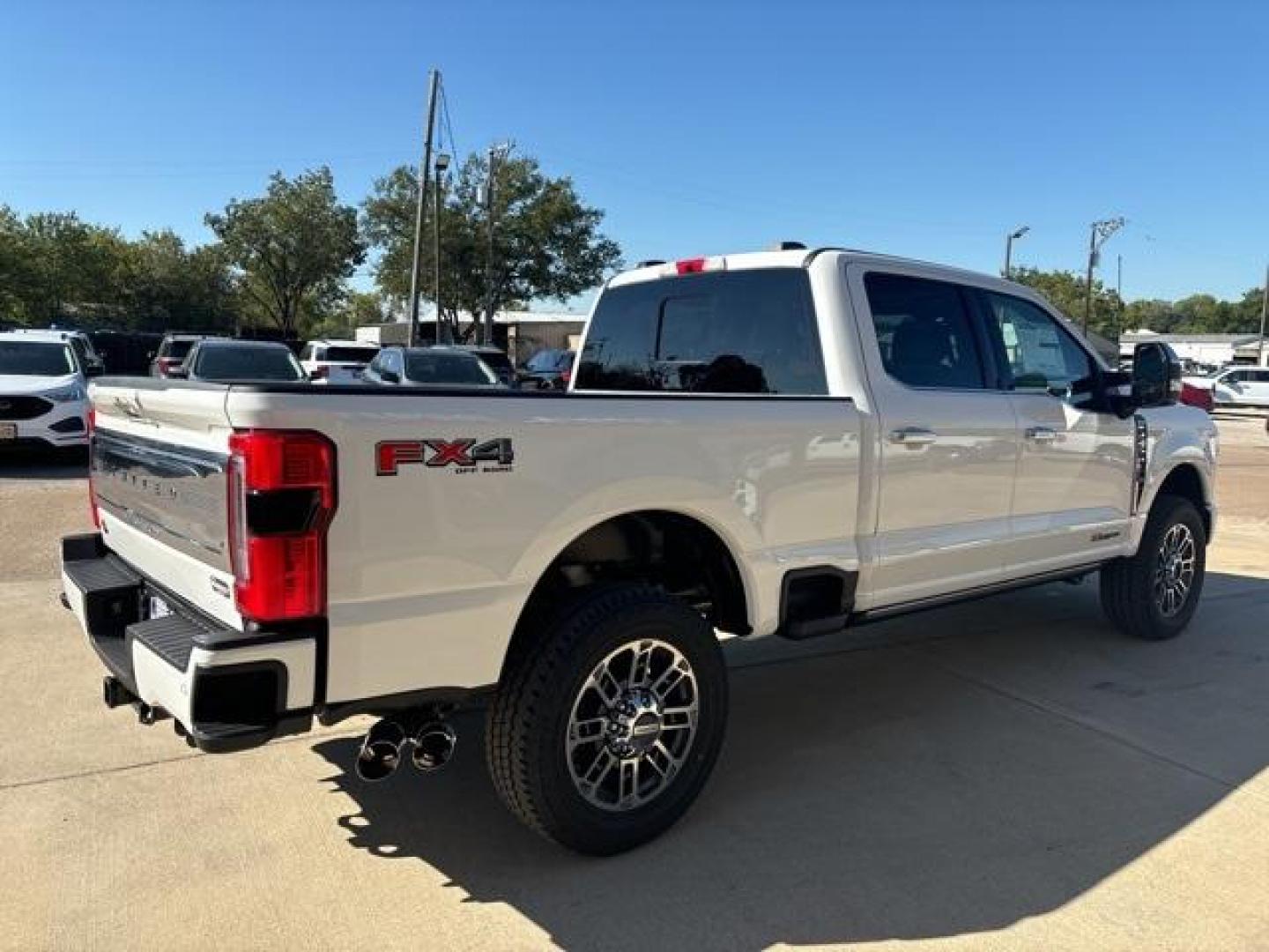 2024 Star White Metallic Tri-Coat /Admiral Blue Light Slate Ford F-250SD (1FT8W2BM9RE) with an 6.7L High Output Power Stroke V8 Diesel engine, Automatic transmission, located at 1105 E Mulberry, Kaufman, TX, 75142, (972) 962-2151, 32.589550, -96.300926 - Star White Metallic Tri-Coat 2024 Ford F-250SD 4D Crew Cab 4WD 10-Speed Automatic 6.7L High Output Power Stroke V8 Diesel 4WD.<br><br><br>Please call Paul Murrey Ford Inc. In Kaufman Texas A Family Dealership Since 1952 Serving the Dallas Fort Worth and East Texas areas for over 70 years. Please cal - Photo#4