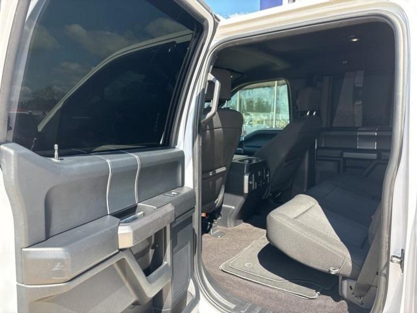 2020 Oxford White /Black Ford F-150 XLT (1FTEW1E5XLK) with an 5.0L V8 engine, Automatic transmission, located at 1105 E Mulberry, Kaufman, TX, 75142, (972) 962-2151, 32.589550, -96.300926 - Photo#14