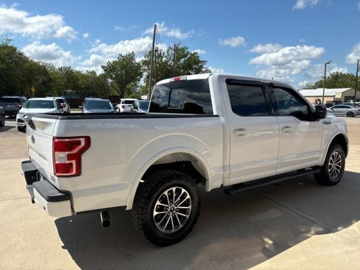 2020 Oxford White /Black Ford F-150 XLT (1FTEW1E5XLK) with an 5.0L V8 engine, Automatic transmission, located at 1105 E Mulberry, Kaufman, TX, 75142, (972) 962-2151, 32.589550, -96.300926 - Photo#5