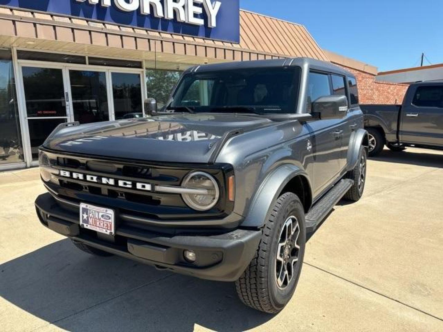 2024 Carbonized Gray Metallic /Black Onyx Interior Ford Bronco Outer Banks (1FMDE8BH1RL) with an 2.3L EcoBoost I-4 engine, Automatic transmission, located at 1105 E Mulberry, Kaufman, TX, 75142, (972) 962-2151, 32.589550, -96.300926 - Carbonized Gray Metallic 2024 Ford Bronco 4D Sport Utility Outer Banks 4WD 10-Speed Automatic 2.3L EcoBoost I-4<br><br>Recent Arrival!<br><br><br>Please call Paul Murrey Ford Inc. In Kaufman Texas A Family Dealership Since 1952 Serving the Dallas Fort Worth and East Texas areas for over 70 years. Pl - Photo#1