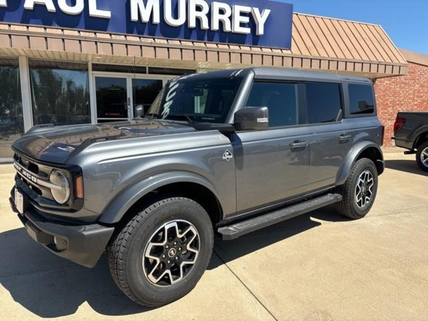 2024 Carbonized Gray Metallic /Black Onyx Interior Ford Bronco Outer Banks (1FMDE8BH1RL) with an 2.3L EcoBoost I-4 engine, Automatic transmission, located at 1105 E Mulberry, Kaufman, TX, 75142, (972) 962-2151, 32.589550, -96.300926 - Carbonized Gray Metallic 2024 Ford Bronco 4D Sport Utility Outer Banks 4WD 10-Speed Automatic 2.3L EcoBoost I-4<br><br>Recent Arrival!<br><br><br>Please call Paul Murrey Ford Inc. In Kaufman Texas A Family Dealership Since 1952 Serving the Dallas Fort Worth and East Texas areas for over 70 years. Pl - Photo#2