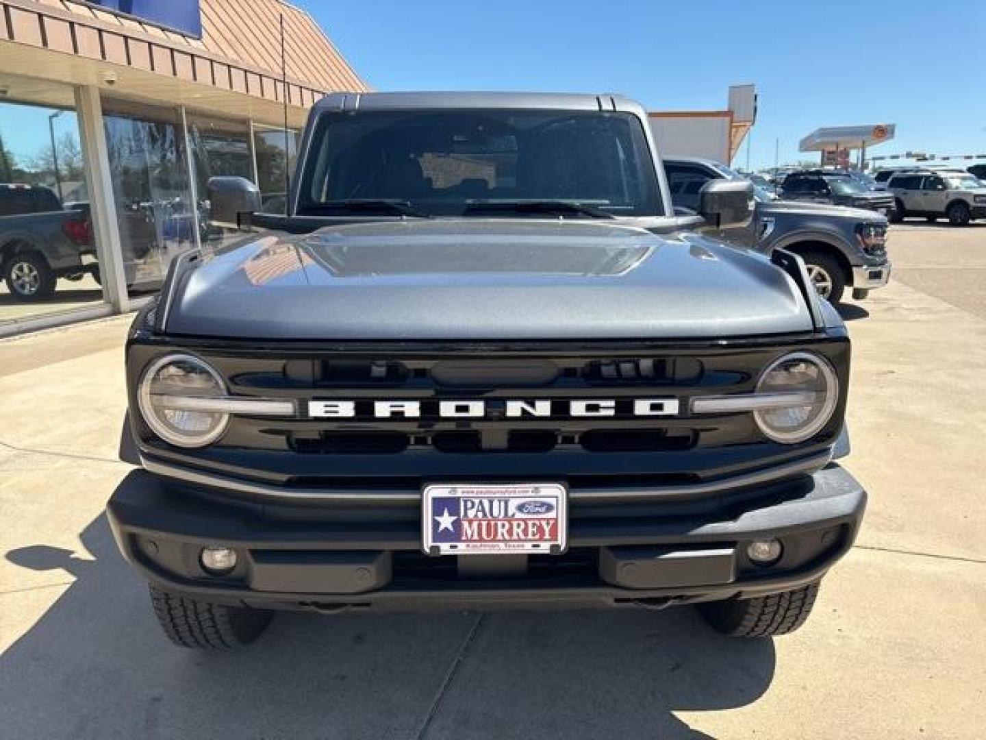 2024 Carbonized Gray Metallic /Black Onyx Interior Ford Bronco Outer Banks (1FMDE8BH1RL) with an 2.3L EcoBoost I-4 engine, Automatic transmission, located at 1105 E Mulberry, Kaufman, TX, 75142, (972) 962-2151, 32.589550, -96.300926 - Carbonized Gray Metallic 2024 Ford Bronco 4D Sport Utility Outer Banks 4WD 10-Speed Automatic 2.3L EcoBoost I-4<br><br>Recent Arrival!<br><br><br>Please call Paul Murrey Ford Inc. In Kaufman Texas A Family Dealership Since 1952 Serving the Dallas Fort Worth and East Texas areas for over 70 years. Pl - Photo#7