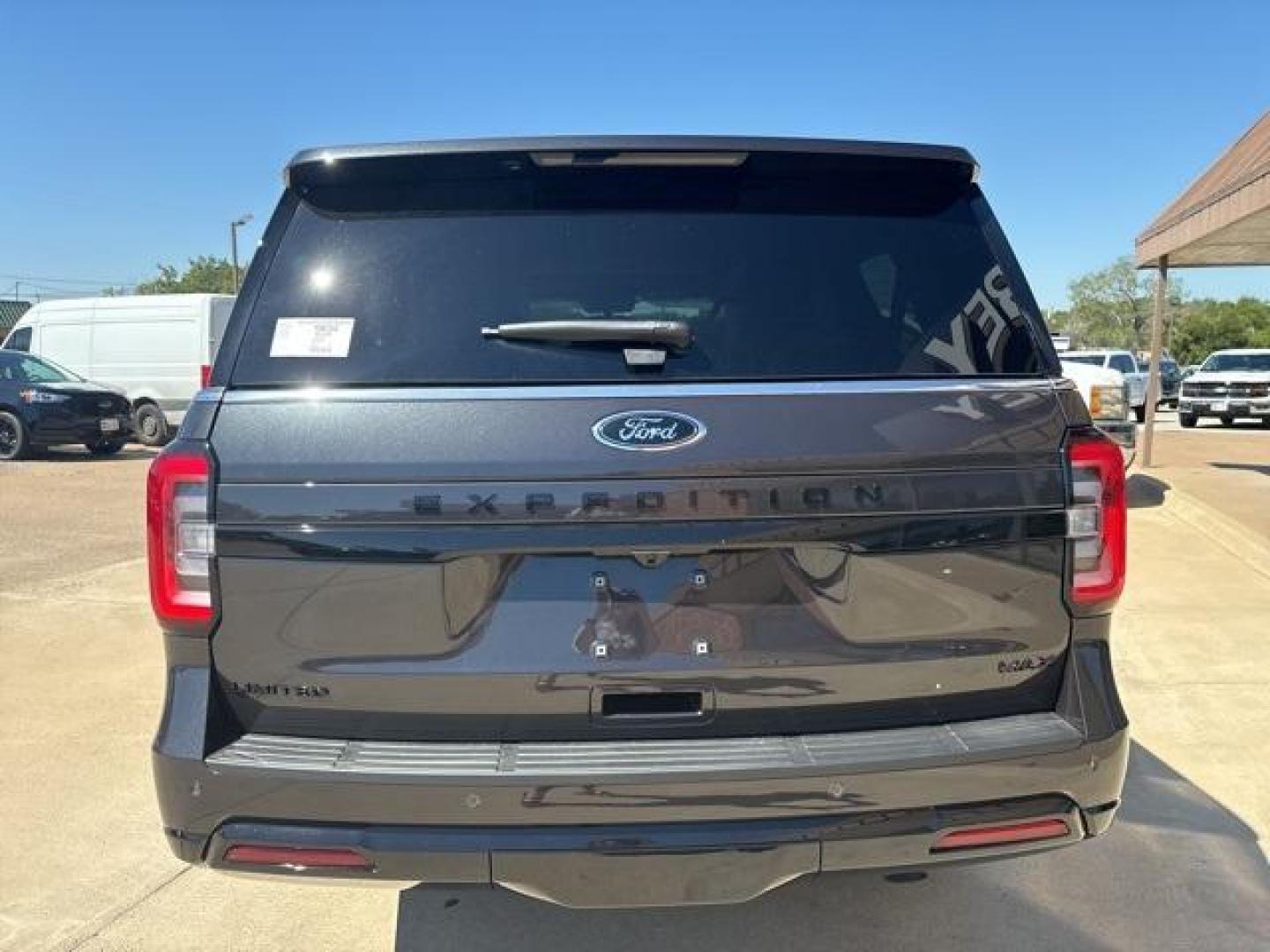 2024 Dark Matter Gray Metallic /Black Onyx Ford Expedition Max Limited (1FMJK1K81RE) with an EcoBoost 3.5L V6 GTDi DOHC 24V Twin Turbocharged engine, Automatic transmission, located at 1105 E Mulberry, Kaufman, TX, 75142, (972) 962-2151, 32.589550, -96.300926 - Dark Matter Gray Metallic 2024 Ford Expedition Max 4D Sport Utility Limited RWD 10-Speed Automatic EcoBoost 3.5L V6 GTDi DOHC 24V Twin Turbocharged<br><br><br>Please call Paul Murrey Ford Inc. In Kaufman Texas A Family Dealership Since 1952 Serving the Dallas Fort Worth and East Texas areas for over - Photo#3