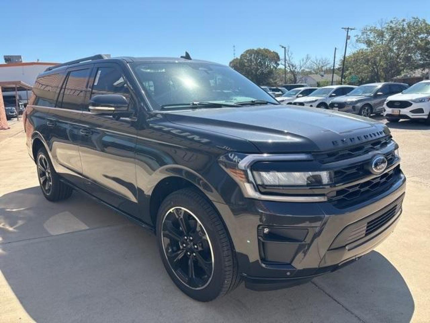 2024 Dark Matter Gray Metallic /Black Onyx Ford Expedition Max Limited (1FMJK1K81RE) with an EcoBoost 3.5L V6 GTDi DOHC 24V Twin Turbocharged engine, Automatic transmission, located at 1105 E Mulberry, Kaufman, TX, 75142, (972) 962-2151, 32.589550, -96.300926 - Dark Matter Gray Metallic 2024 Ford Expedition Max 4D Sport Utility Limited RWD 10-Speed Automatic EcoBoost 3.5L V6 GTDi DOHC 24V Twin Turbocharged<br><br><br>Please call Paul Murrey Ford Inc. In Kaufman Texas A Family Dealership Since 1952 Serving the Dallas Fort Worth and East Texas areas for over - Photo#5