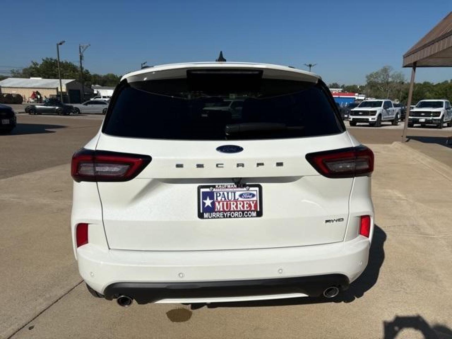 2024 Star White Metallic Tri-Coat /Ebony W/Red Stitch Ford Escape ST-Line Select (1FMCU9NA7RU) with an EcoBoost 2.0L I4 GTDi DOHC Turbocharged VCT engine, Automatic transmission, located at 1105 E Mulberry, Kaufman, TX, 75142, (972) 962-2151, 32.589550, -96.300926 - Star White Metallic Tri-Coat 2024 Ford Escape 4D Sport Utility ST-Line Select AWD 8-Speed Automatic EcoBoost 2.0L I4 GTDi DOHC Turbocharged VCT AWD.<br><br>23/31 City/Highway MPG<br><br><br>Please call Paul Murrey Ford Inc. In Kaufman Texas A Family Dealership Since 1952 Serving the Dallas Fort Wort - Photo#4